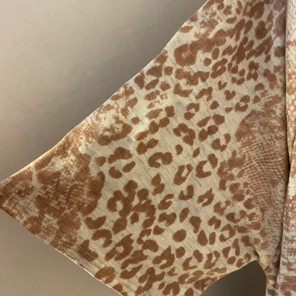 Leopard Print Top - Picture 4 of 4